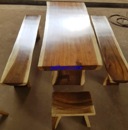 Set Kursi Makan Trembesi 200cm